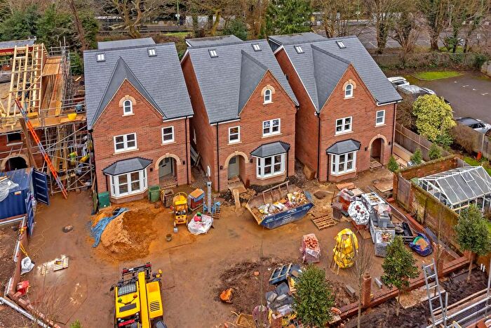 4 Bedroom Detached House For Sale In The Oaks, St. Albans, AL1