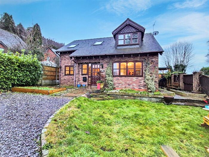 3 Bedroom Detached House For Sale In Lake Road, Rudyard, Staffordshire, ST13