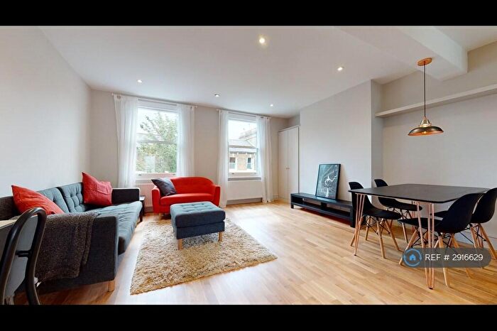 3 Bedroom Flat To Rent In Larcom Street, London, SE17