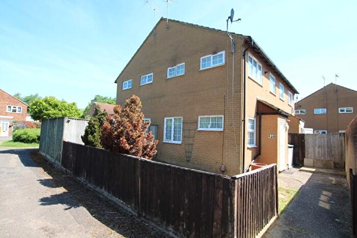 1 Bedroom End Of Terrace House To Rent In Manorfield, Singleton, TN23