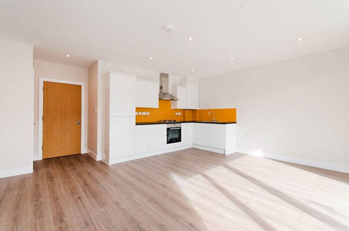2 Bedroom Flat To Rent In Sudbury Avenue, North Wembley, Wembley, HA0