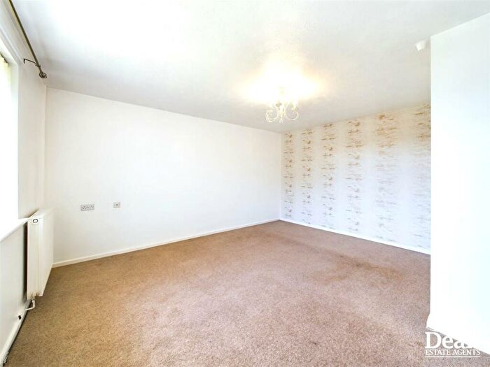 2 Bedroom Semi-Detached Bungalow For Sale In Smithy Close, English Bicknor, GL16