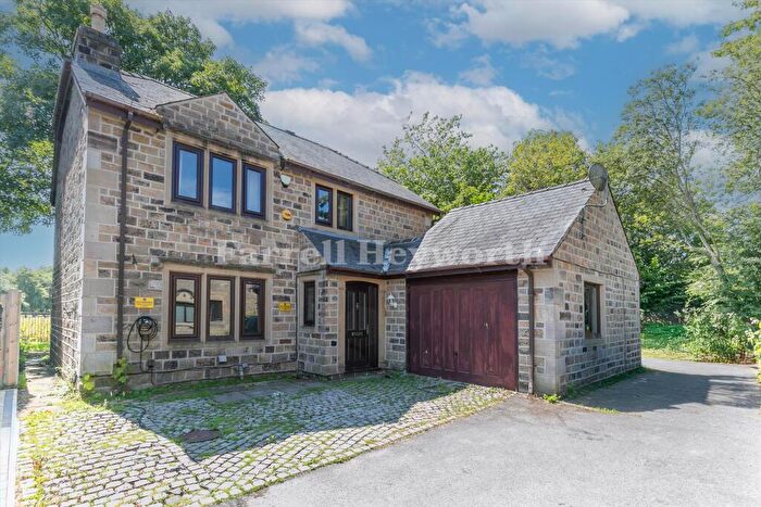4 Bedroom House For Sale In Capitol Close, Bolton, BL1