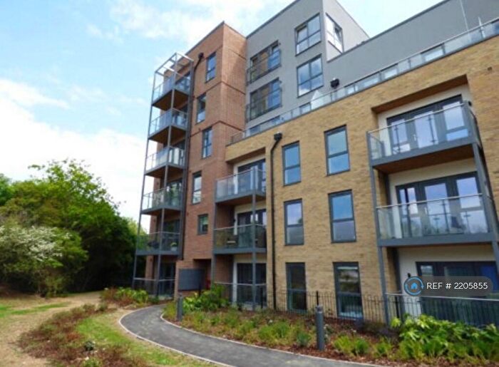 1 Bedroom Flat To Rent In Macro House, Oakgrove, Milton Keynes, MK10