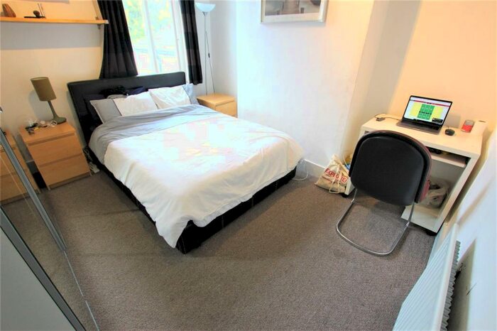 1 Bedroom Property To Rent In Gosterwood Street, London, SE8