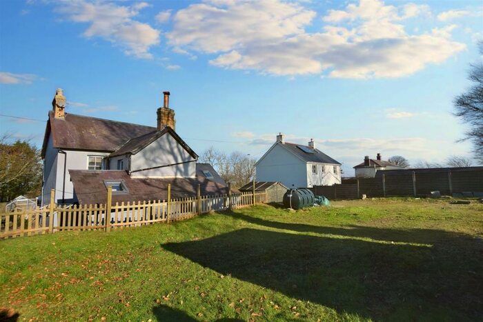 4 Bedroom Detached House For Sale In Pentregat, Llandysul, SA44