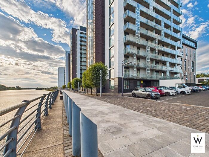 2 Bedroom Flat To Rent In Castlebank Place, Glasgow Harbour, Glasgow, G11