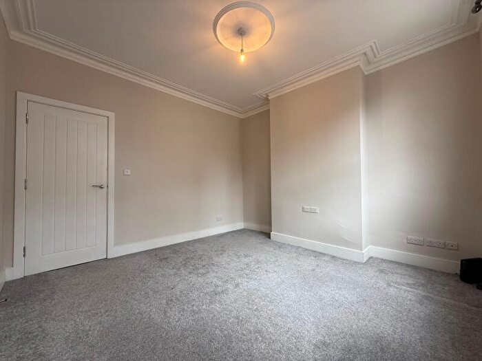 2 Bedroom Terraced House To Rent In Broomspring Lane, Sheffield, S10