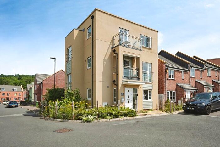 4 Bedroom Detached House For Sale In Fairford Road, Cheltenham, Gloucestershire, GL52