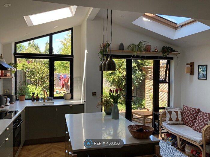 3 Bedroom Terraced House To Rent In Shutlock Lane, Birmingham, B13