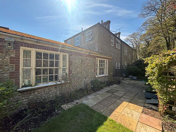 1 Bedroom Apartment To Rent In Hall Road, Cromer, NR27