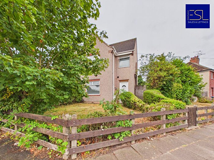 4 Bedroom Semi-detached House For Sale In Wendiburgh Street, Coventry, CV4