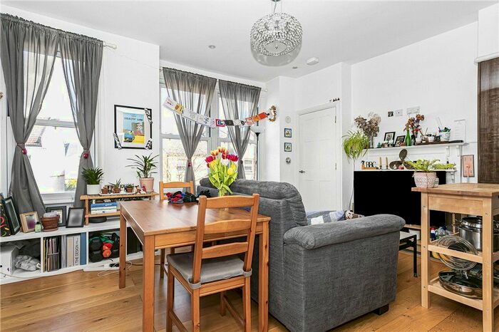 2 Bedroom Flat To Rent In Becklow Road, London, W12