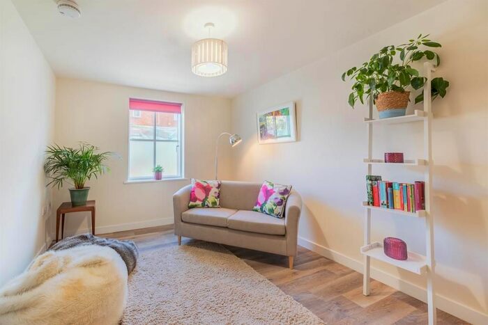 1 Bedroom Flat To Rent In East Reach, Taunton, TA1