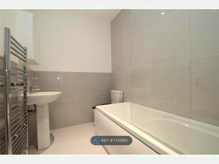 1 Bedroom Flat To Rent In Wickham Lane, London, SE2