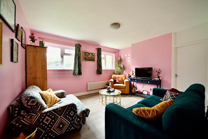 1 Bedroom Flat For Sale In Wimbourne Street, London, N1