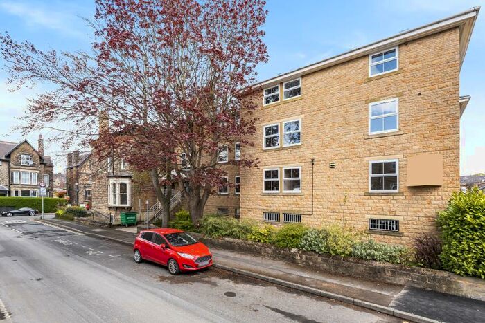 2 Bedroom Apartment To Rent In Mowbray House, Mowbray Square, Harrogate, HG1