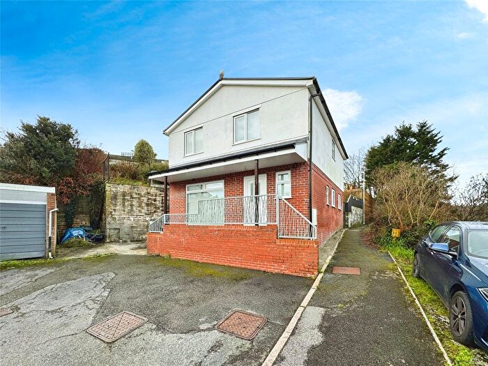 4 Bedroom Detached House For Sale In Goonwartha Close, Looe, Cornwall, PL13