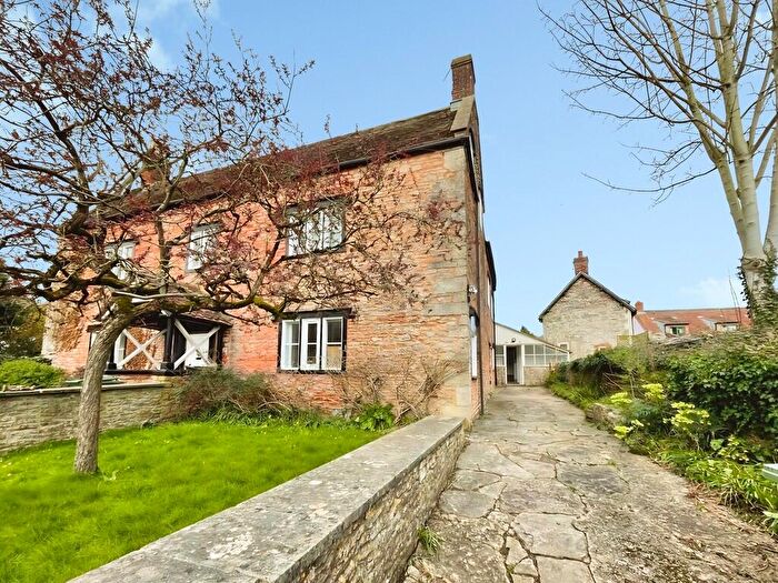 4 Bedroom Cottage To Rent In Long Lane, Wells, BA5