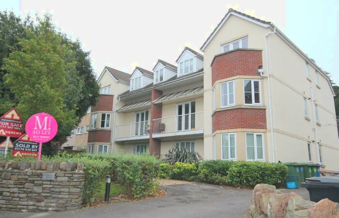 2 Bedroom Apartment To Rent In Cedar Hill Cou High StreetStaple HillBristol., RT36