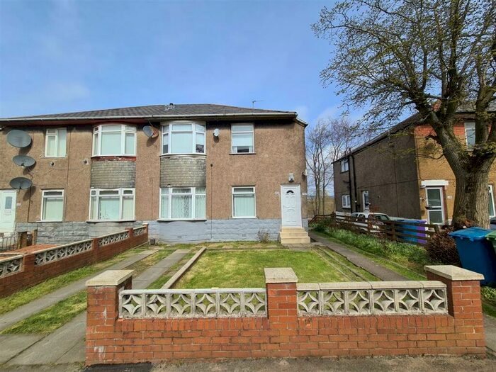 3 Bedroom Apartment To Rent In Chirnside Road, Hillington, Glasgow, G52