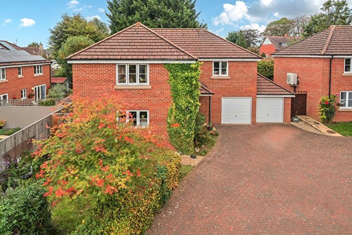 4 Bedroom Detached House For Sale In Haynes Close, Faringdon, Oxfordshire, SN7