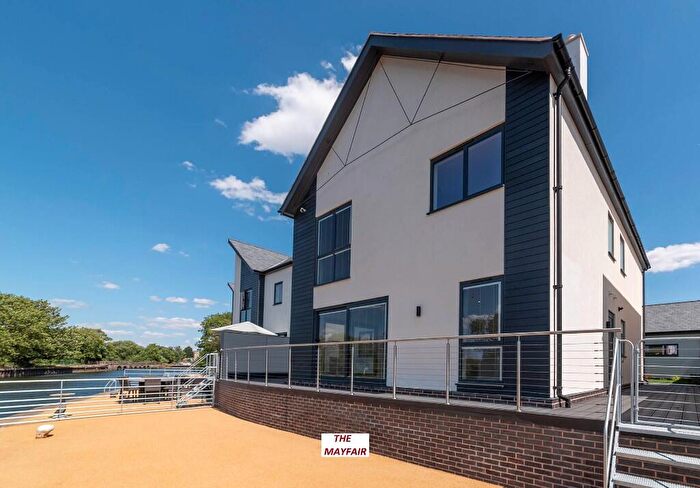 4 Bedroom Detached House For Sale In The Mayfair, Marina Quays, Newark, Nottinghamshire, NG24