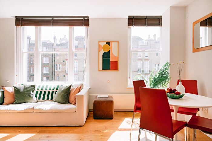 1 Bedroom Flat For Sale In King Street, Covent Garden, WC2E