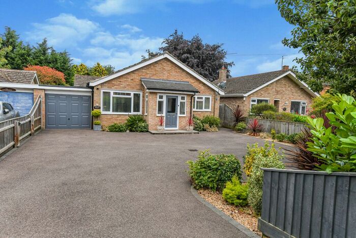 3 Bedroom Bungalow For Sale In Station Road, Wisbech St Mary, Wisbech, Cambs, PE13