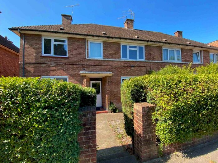 2 Bedroom Flat To Rent In Whittington Way, HA5