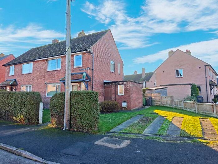 3 Bedroom Semi Detached House For Sale In Dale End Road, Carlisle, CA1