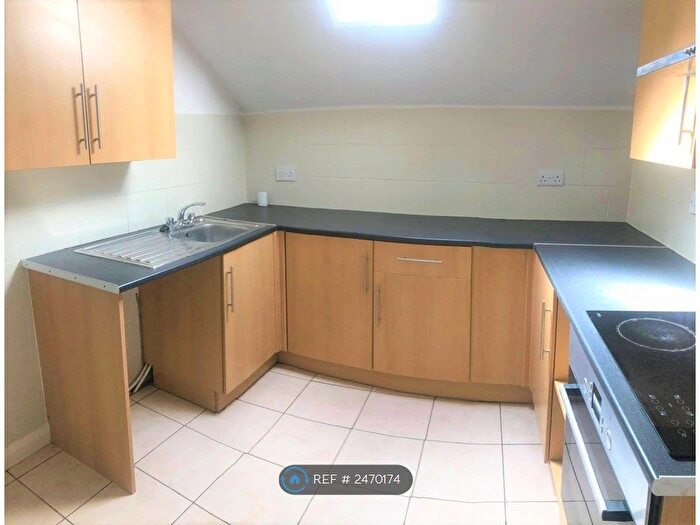 4 Bedroom Flat To Rent In South Street, Crowland, Peterborough, PE6