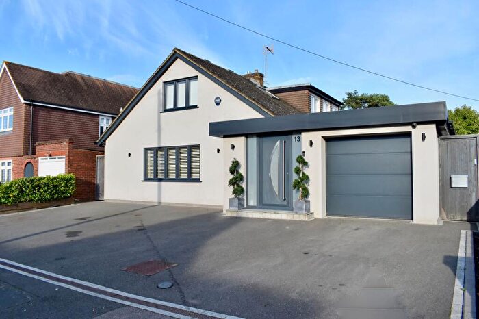 5 Bedroom Detached House For Sale In West Farm Close, Ashtead, KT21