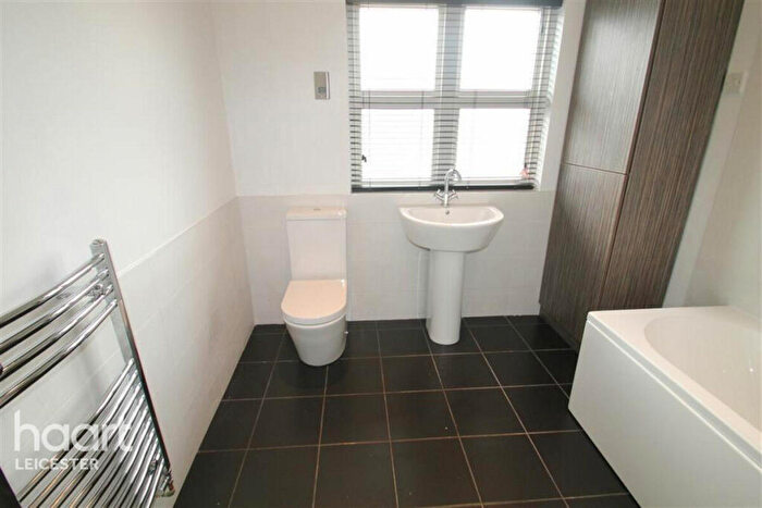 2 Bedroom Apartment To Rent In London Road, Leicester, LE2