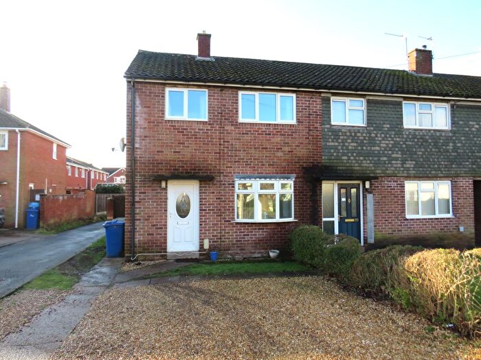 2 Bedroom Semi-Detached House To Rent In Brownhills Road, Norton Canes, Cannock, WS11