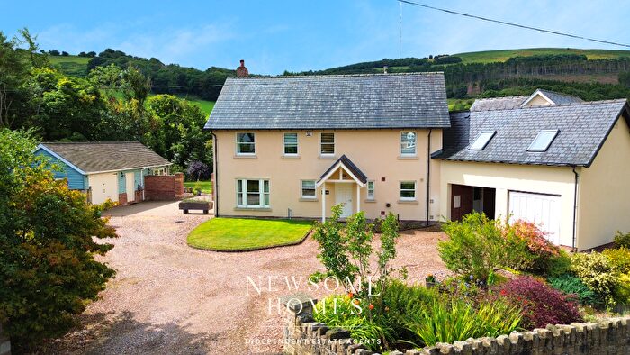 4 Bedroom Detached House For Sale In Bryn Sion Hill, Afonwen, CH7