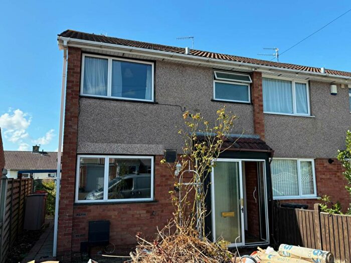 3 Bedroom End Of Terrace House To Rent In Nursery Gardens, Brentry, Bristol, BS10