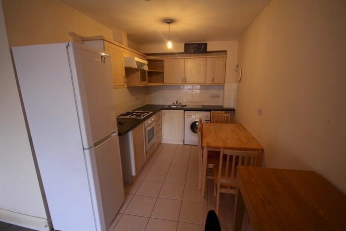 1 Bedroom Flat To Rent In Lewisham Way, London, SE14