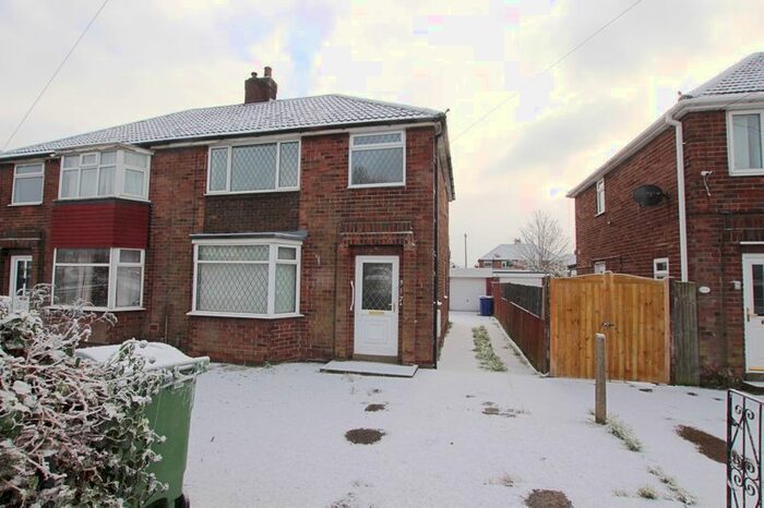 3 Bedroom Semi-Detached House To Rent In Pelham Road, Immingham, DN40