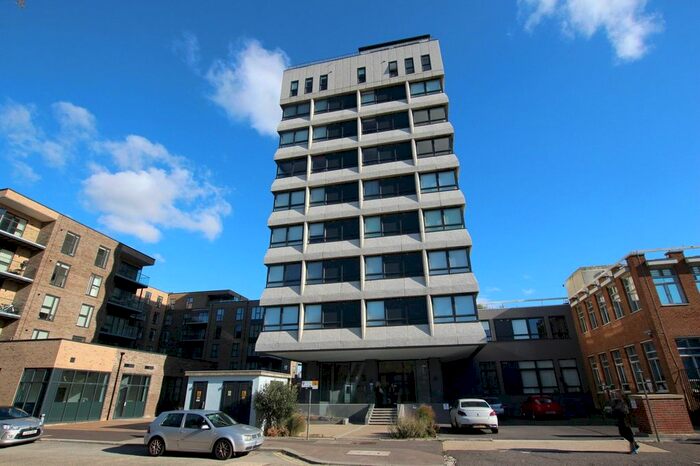 1 Bedroom Flat To Rent In Skyline Apartments, The Causeway, Worthing, West Sussex, BN12