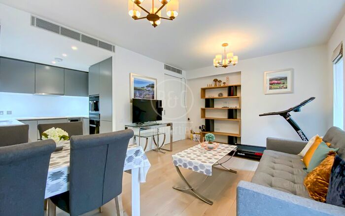 1 Bedroom Flat To Rent In Great Portland Street, London, W1W