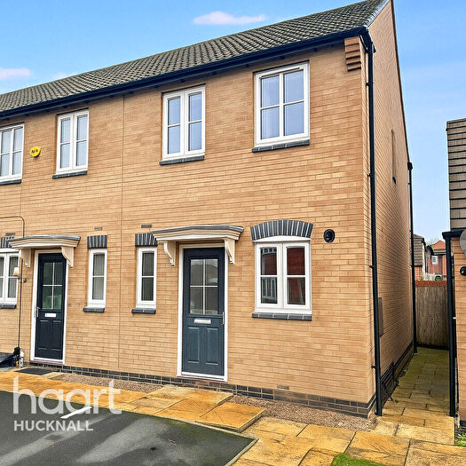 2 Bedroom End Of Terrace House For Sale In Albert Close, Nottingham, NG15