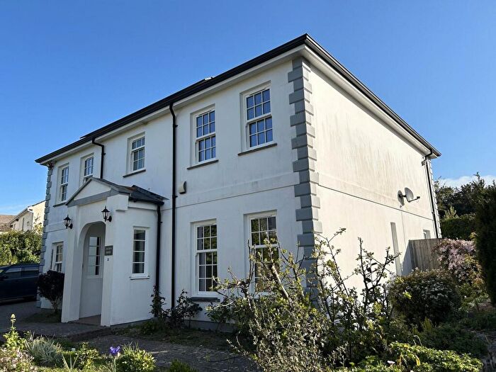 4 Bedroom Detached House To Rent In Nursery Close Tywardreath, PL24