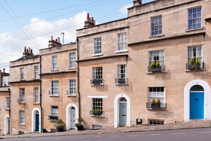 3 Bedroom Town House For Sale In Northampton Street, Bath, BA1