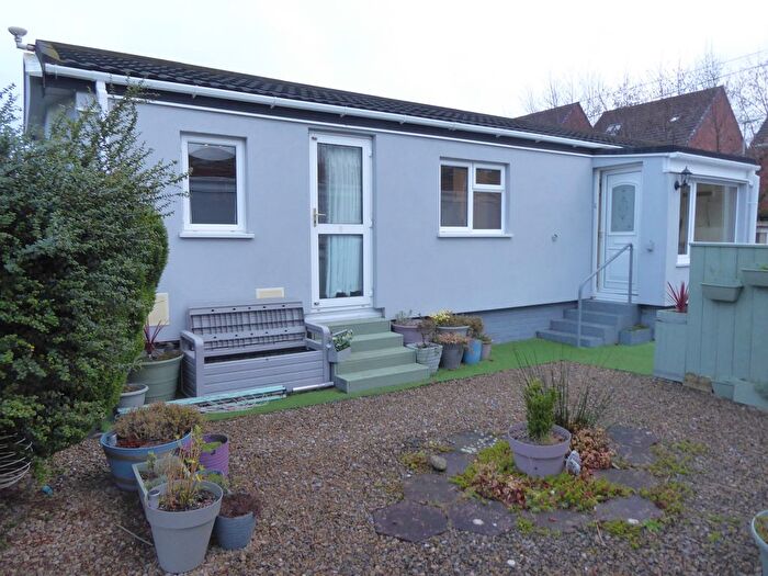 2 Bedroom Mobile/park Home For Sale In Low Carrs Park, Durham, County Durham, DH1