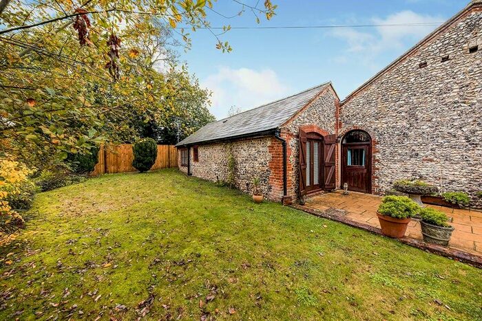 Studio To Rent In Stone Street, Petham, Canterbury, Kent, CT4