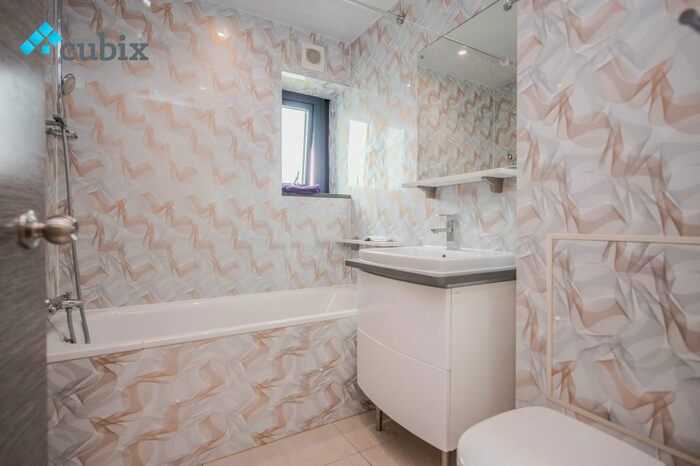 2 Bedroom Flat To Rent In Lowth Road, Camberwell, SE5