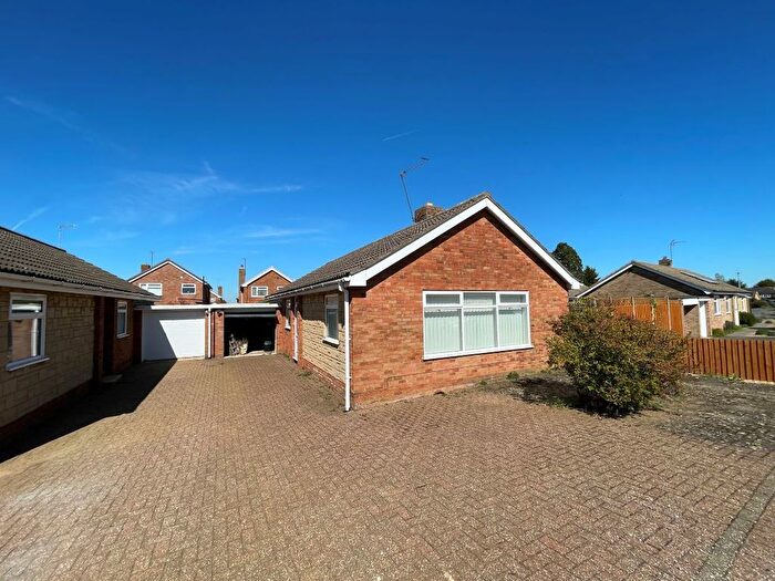 3 Bedroom Detached Bungalow For Sale In Antona Gardens, Raunds, Northamptonshire, NN9