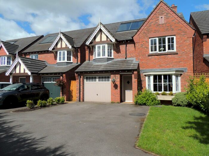 4 Bedroom Semi-Detached House To Rent In Cherry Tree Close, Charnock Richard, Chorley PR7