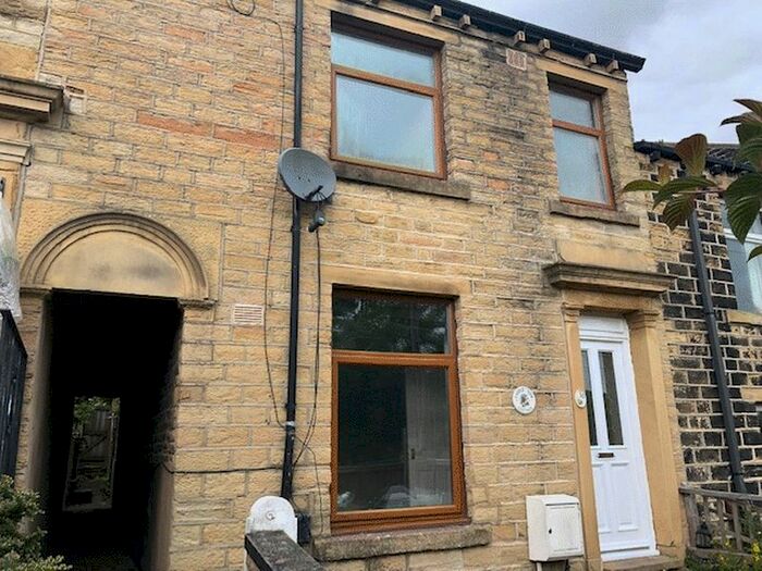 4 Bedroom Terraced House To Rent In Hanson Lane, Lockwood, Huddersfield, HD1